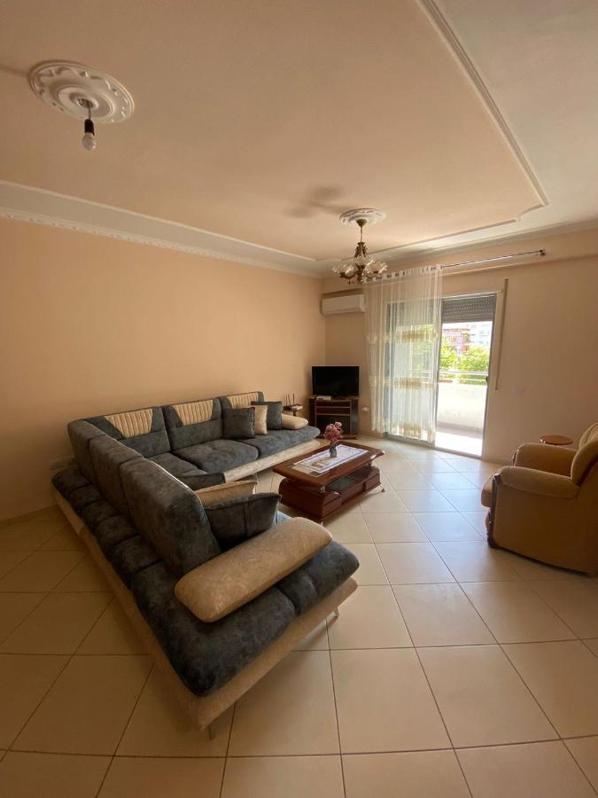 Saimir Apartaments Vlorë Eksteriør billede