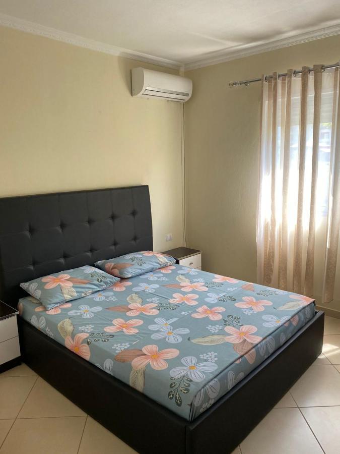 Saimir Apartaments Vlorë Eksteriør billede